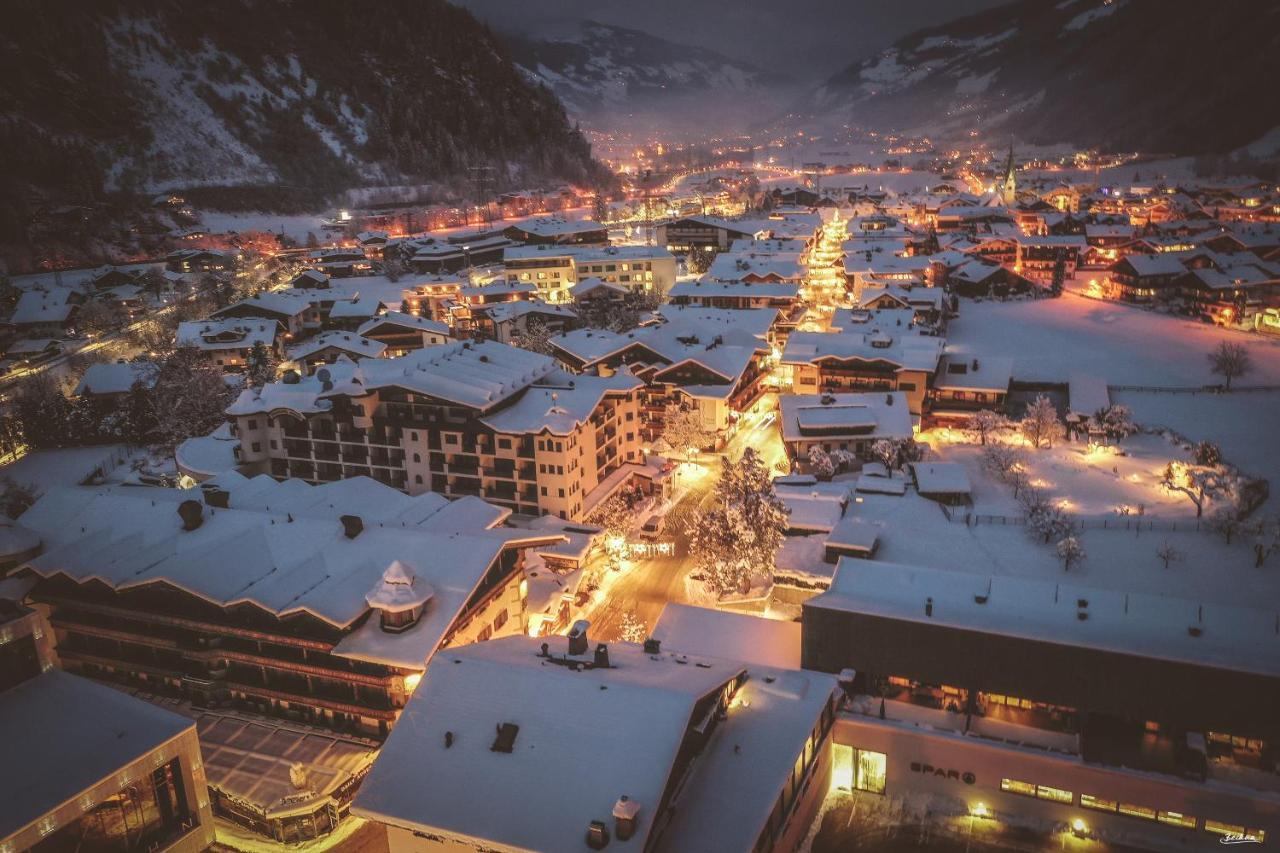 Strass- Aparthotel Mayrhofen Exterior foto